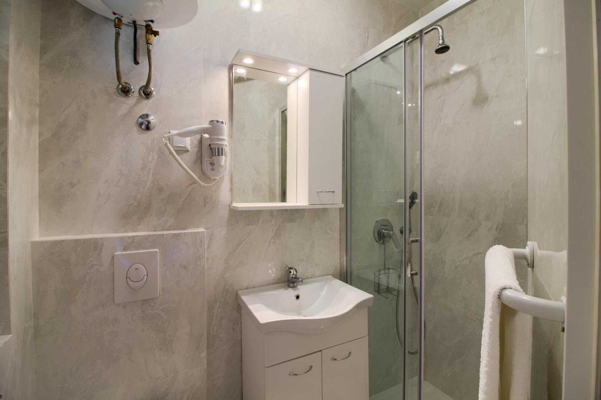 Apartments Sosic II 로비니 외부 사진
