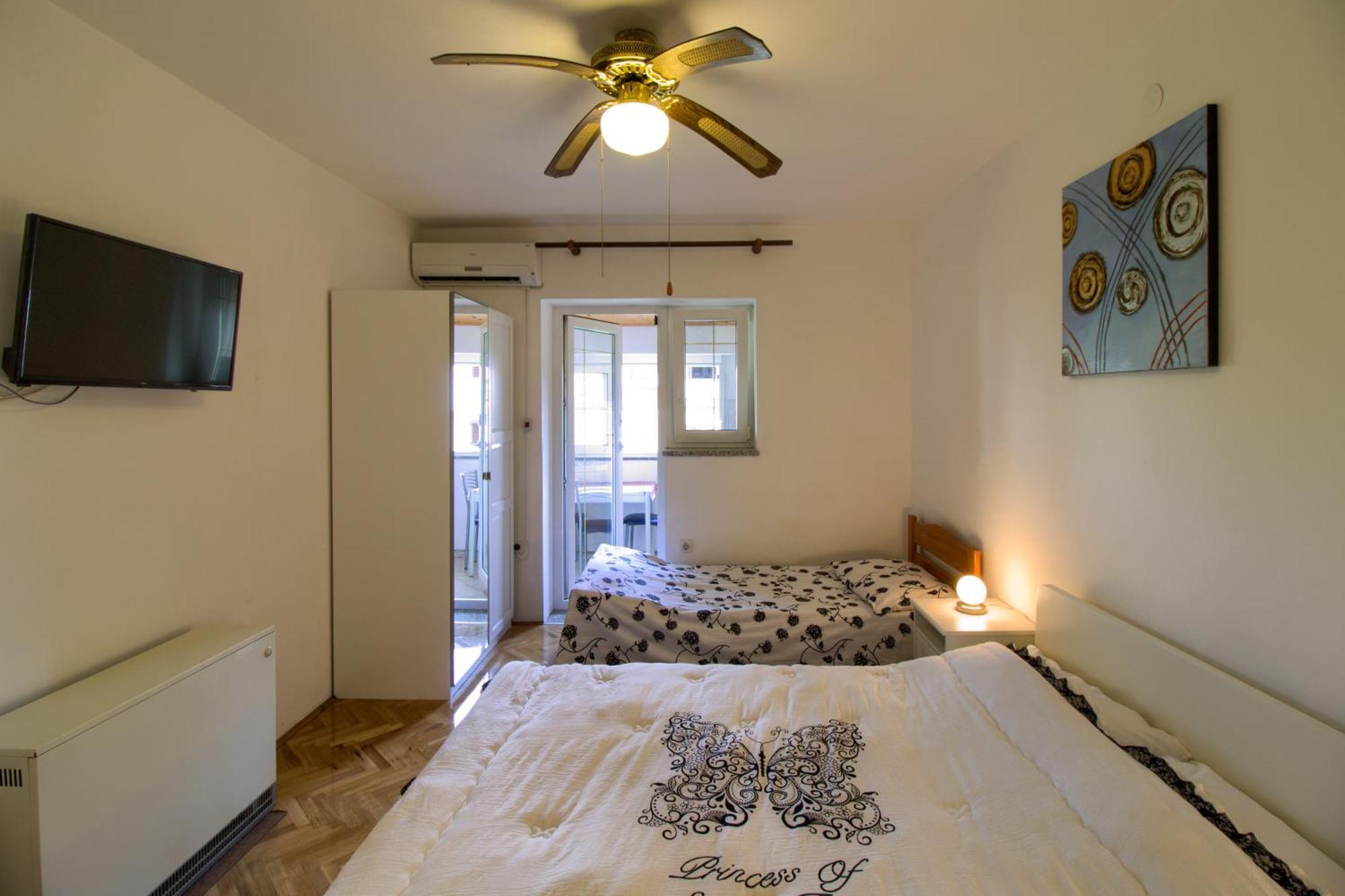 Apartments Sosic II 로비니 외부 사진