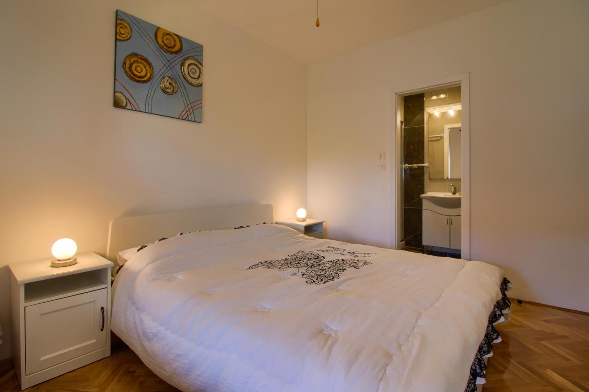 Apartments Sosic II 로비니 외부 사진